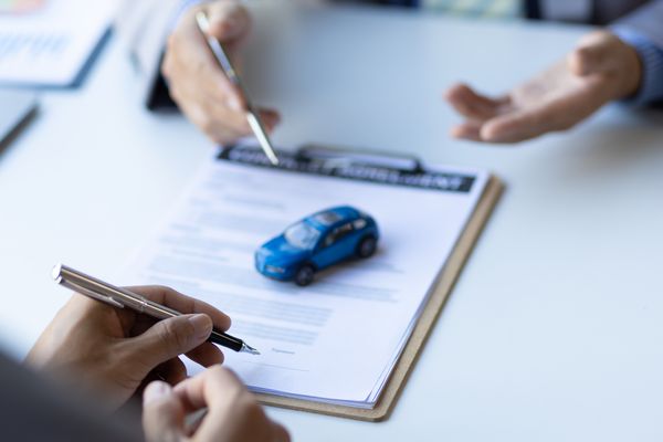 do I have to accept car insurance settlement